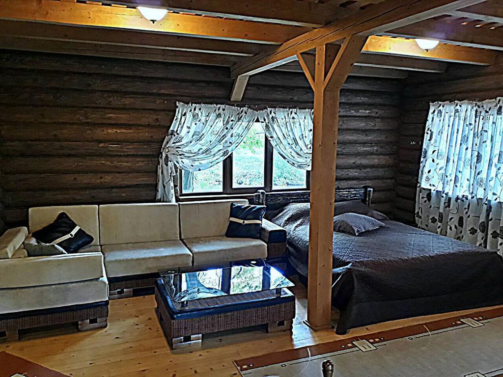 Rancho 555 Guest House Uzhhorod Exterior photo
